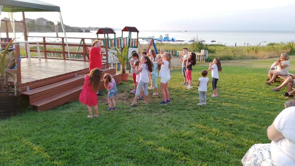 Toma'S Residence - Front Beach Tsarévo Extérieur photo