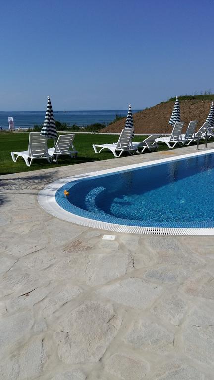 Toma'S Residence - Front Beach Tsarévo Extérieur photo