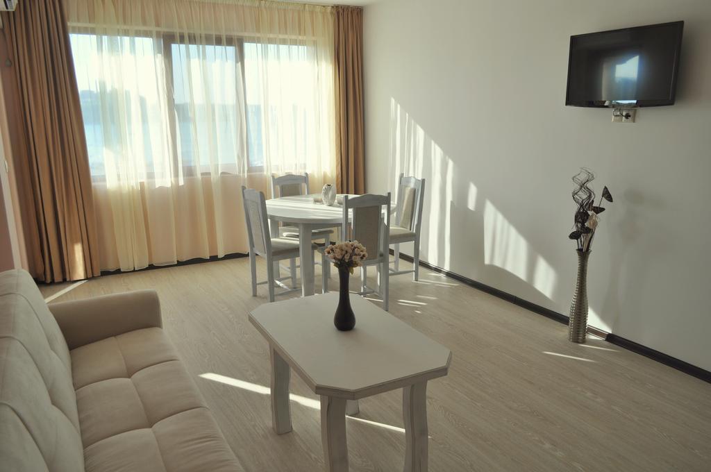 Toma'S Residence - Front Beach Tsarévo Chambre photo